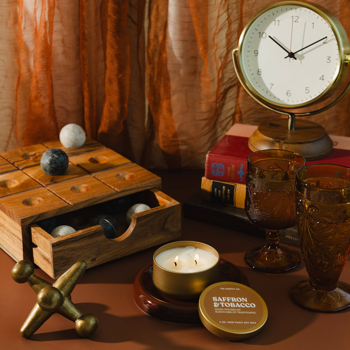 The Worthy Co - Tin Candle: Saffron & Tobacco: Saffron + Tobacco