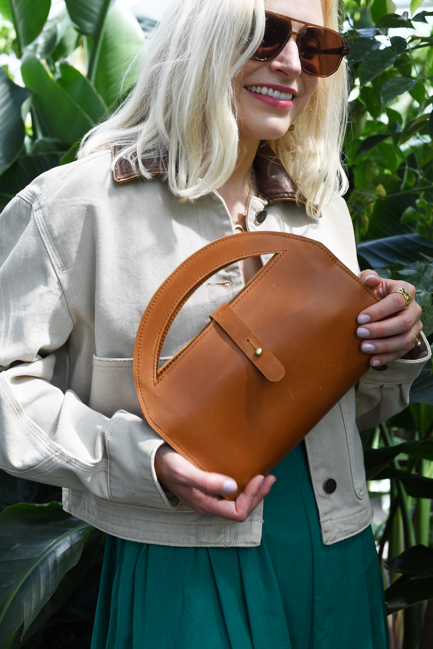 Purse & Clutch - Clutch Crossbody in Brown Leather