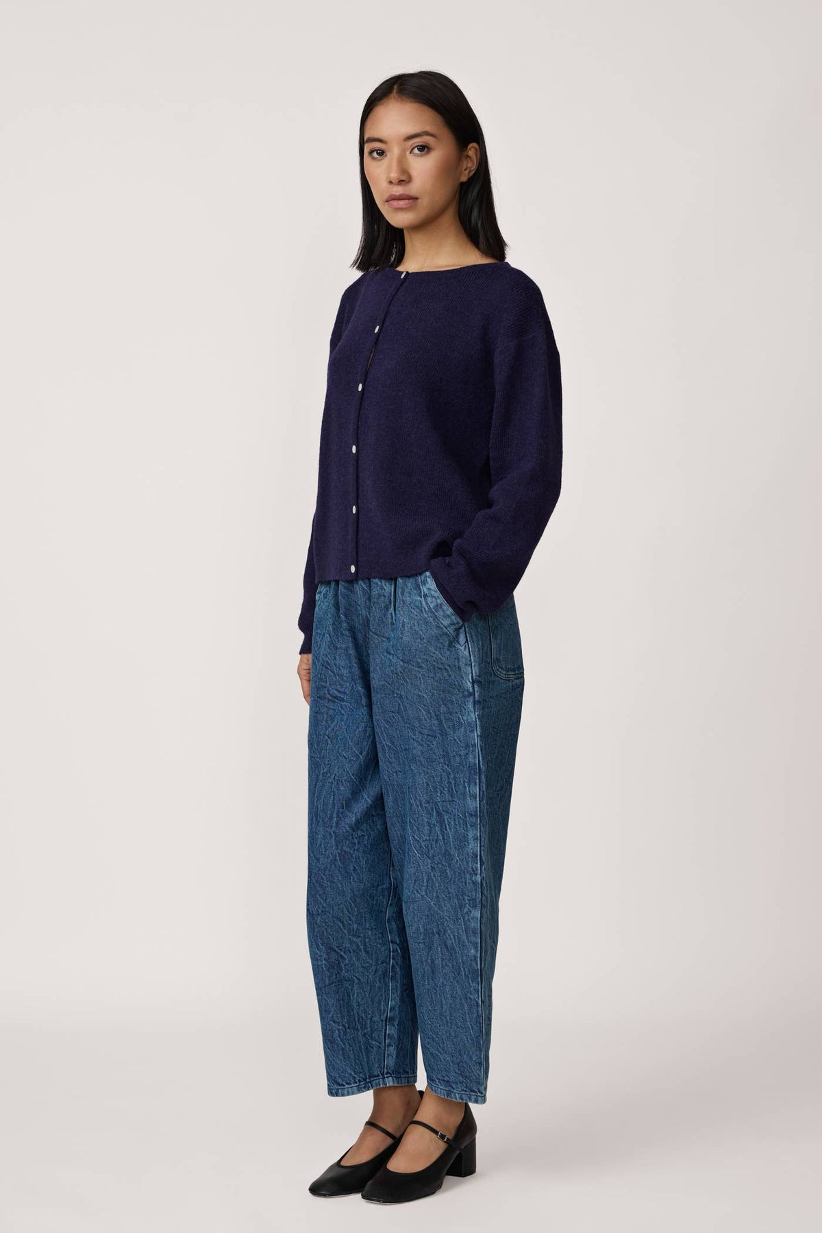 LAUDE Classic Cardigan in Midnight