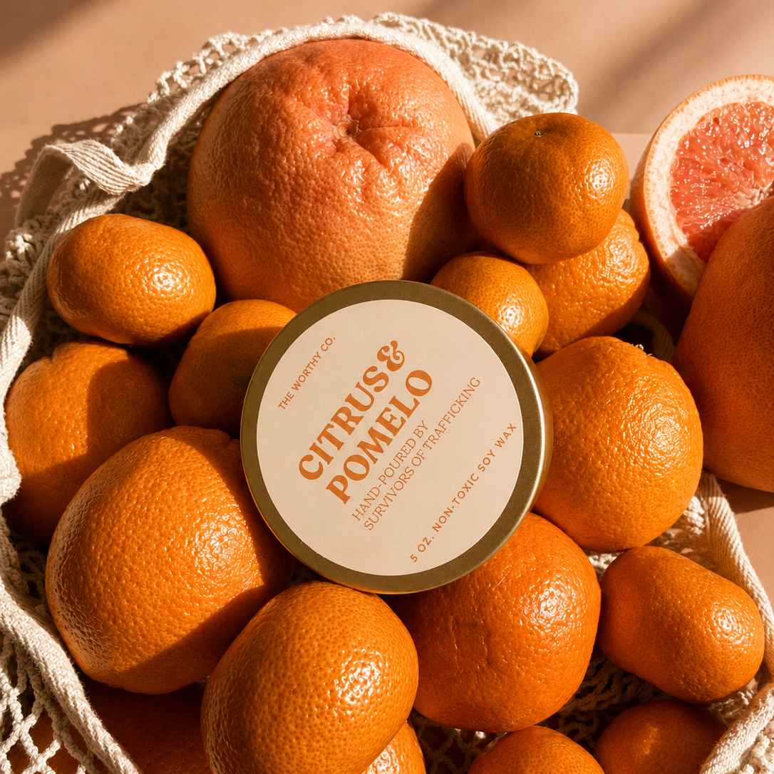 The Worthy Co - Tin Candle: Citrus & Pomelo: Citrus + Pomelo