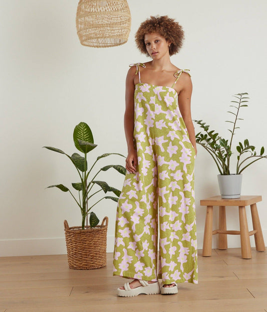 Known Supply - Avery Jumpsuit: Dripping Flowers / L