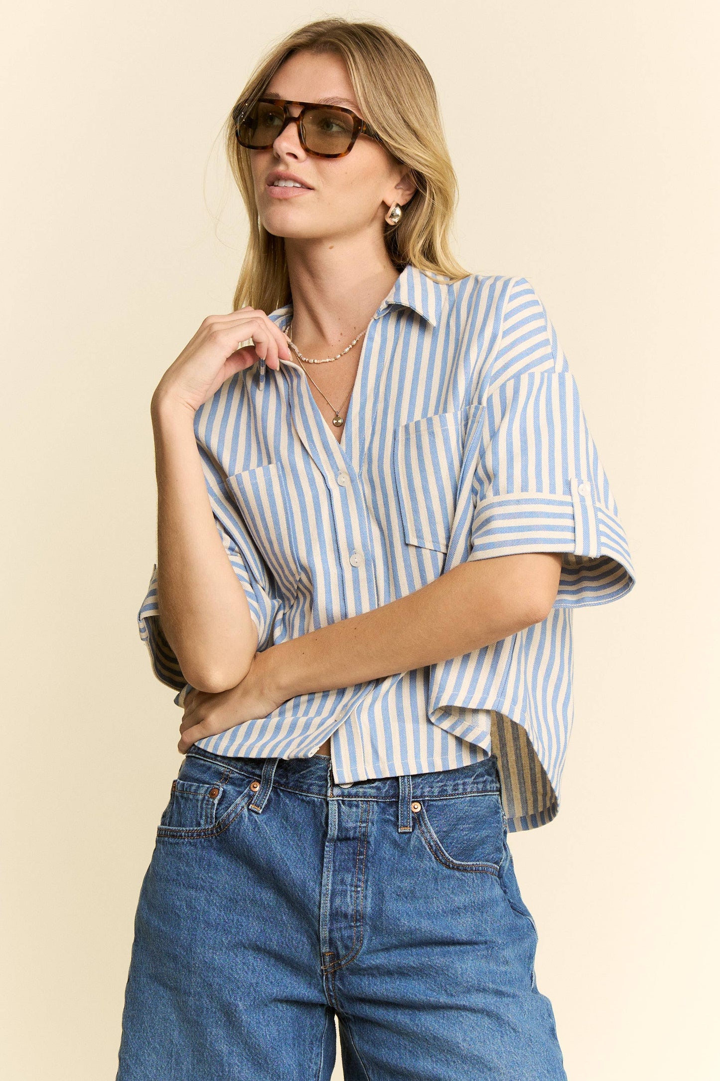 JADE BY JANE - STRIPE COLLAR SHORT SLEEVES SHIRT: CEMENT / L